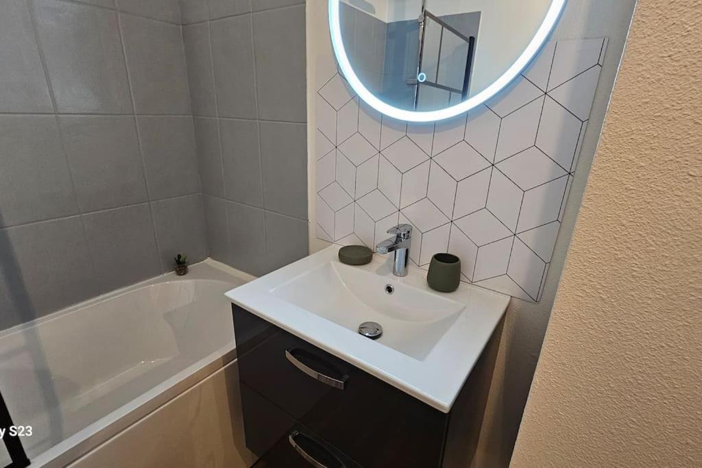 Appartement Calme 列万 外观 照片